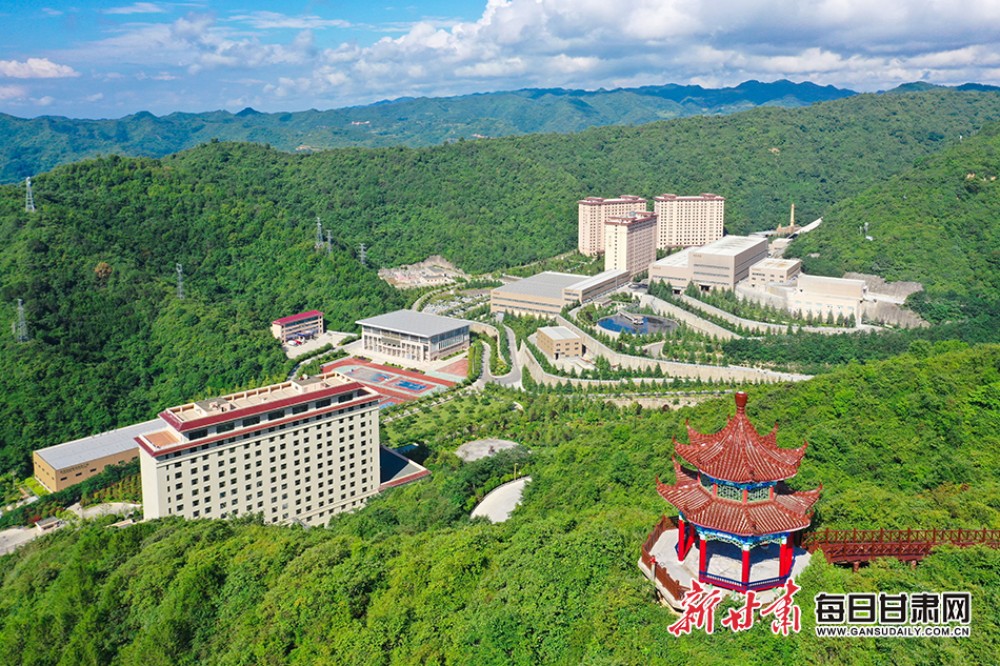 202409281727508450808616.jpg 00301976310_1fad3fae.jpg